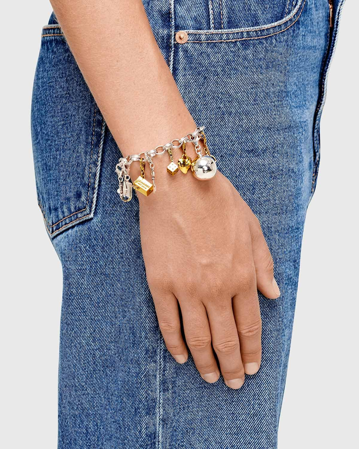 Tom Wood Snowball Onyx Charm - Gold  