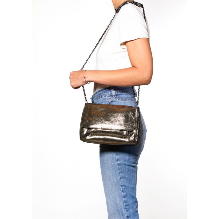 Sac Lulu M chèvre lamé champagne Jérôme Dreyfuss. Porté épaule. Chaine silver.