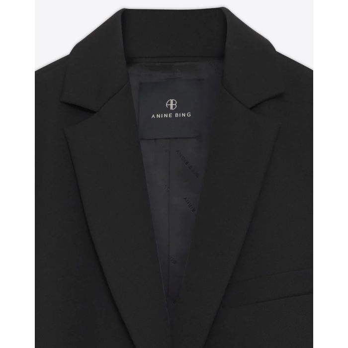 Blazer noir en laine froide Quinn Anine Bing. Face.