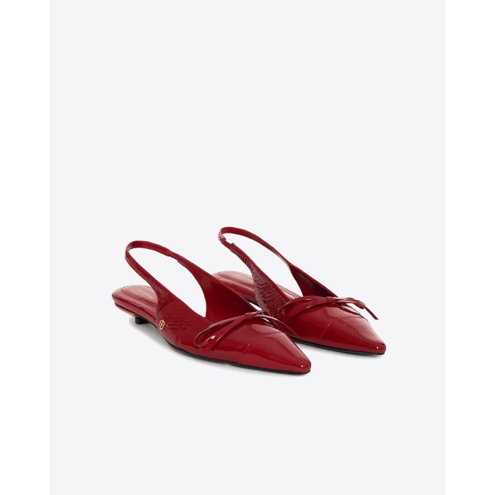 Chaussures escarpins Zoey Anine Bing en cuir vernis rouge. Vue face 
