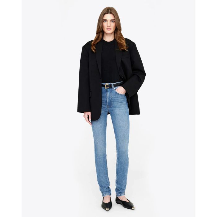Jean skinny bleu ciel Beck Anine Bing. Porté de face.