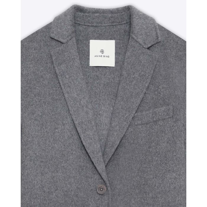 Veste blazer Quinn Anine Bing en laine et cachemire gris. Vue face. 