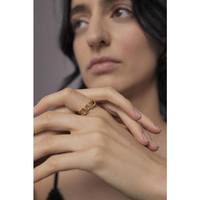 Bague Dad Maria Black en argent plaqué or. 
