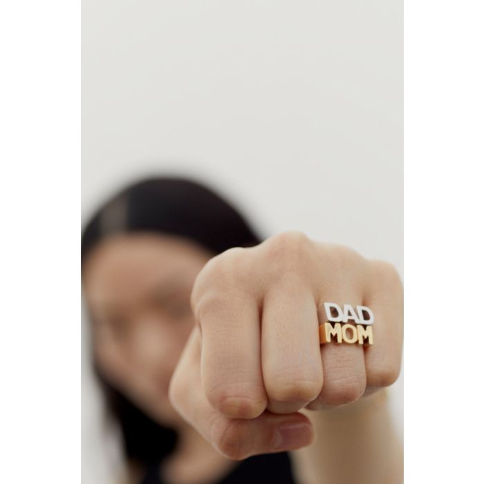 Bague Mom Maria Black en argent plaqué or. 
