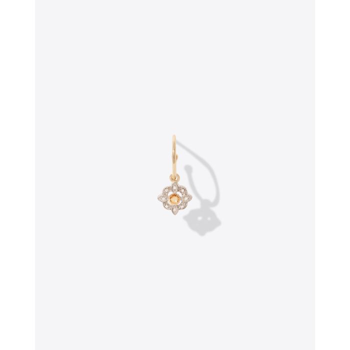 Boucle d'oreille dormeuse en or jaune, argent 9 carats et diamants Bettina Pascale Monvoisin. Face. 
