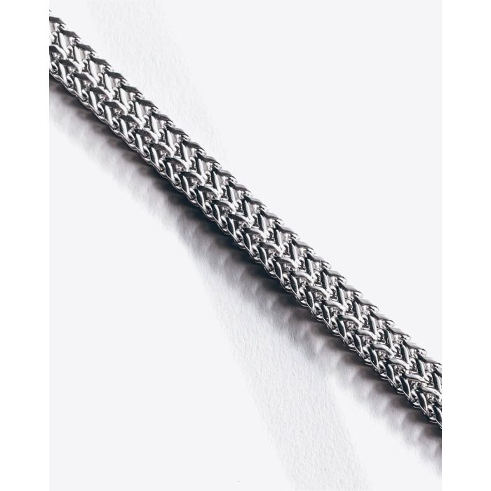 Bracelet chaine en argent Mikuta. Détail des maillons de la chaine.