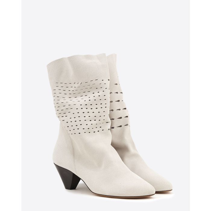 Isabel Marant Chaussures Boots Reachi Perforées Craie. Face.