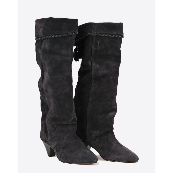 Bottes Elita Isabel Marant en cuir suédé drapé noir délavé. Face.
