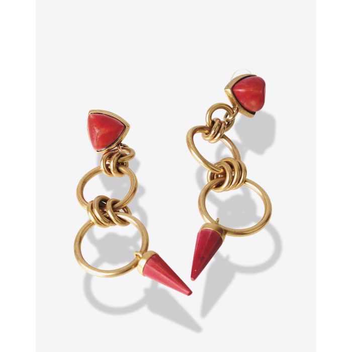 Boucles d'oreilles pendantes Be With You Isabel Marant en laiton doré et résine colorée Henna. 