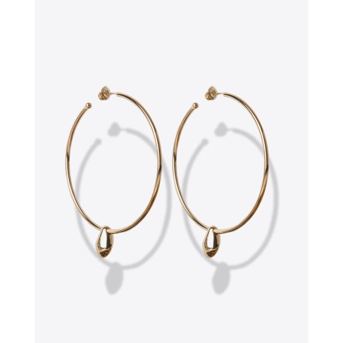 Boucles d'oreilles créoles grand format en métal doré Shiny Day Isabel Marant. Vue de face. 