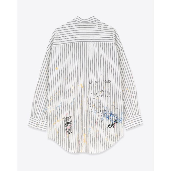 Chemise manches longues Drop Neck R13 en coton à rayures avec dessins graffitis. Vue dos. 