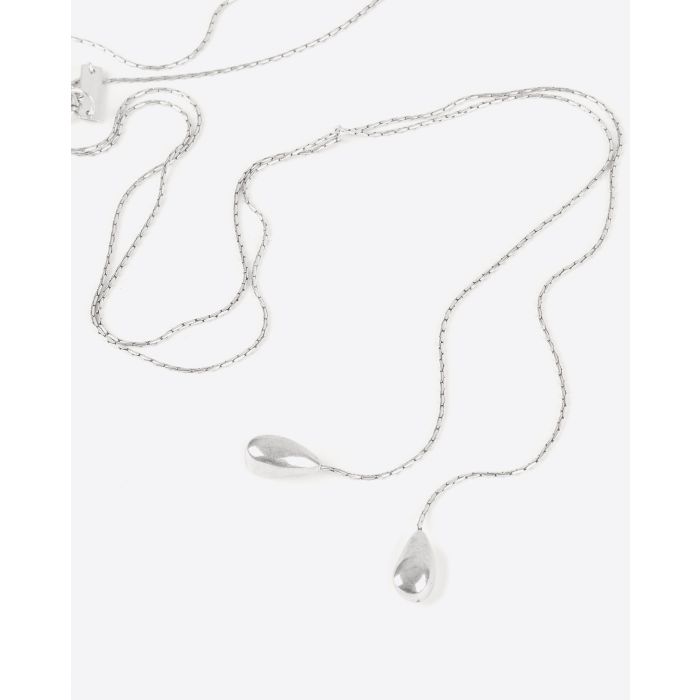 Collier long Shiny Day Isabel Marant en métal argenté. 