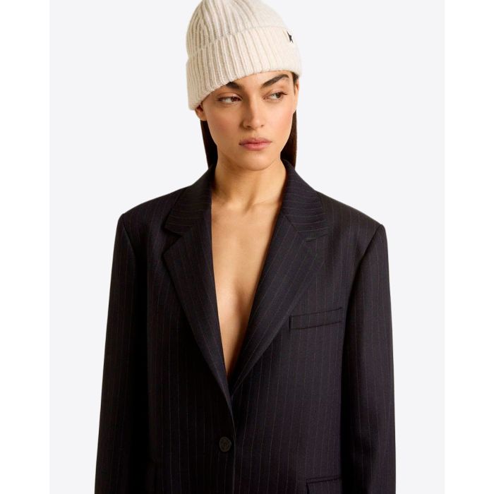 Veste blazer Maia Golden Goose en laine froide bleu nuit à rayures. Détail du col.