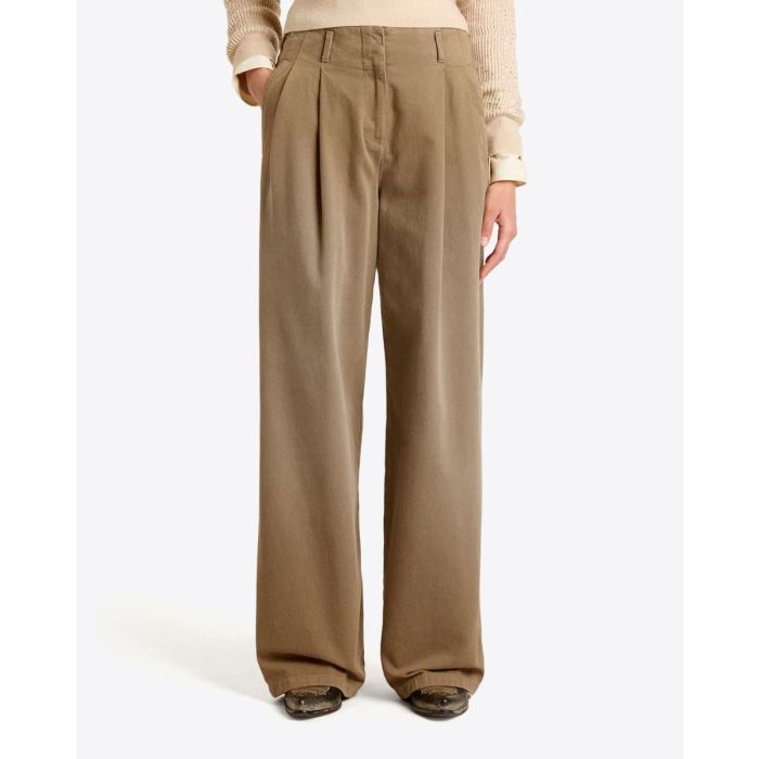Pantalon Flavia Golden Goose Femme en coton kaki. Porté de face.