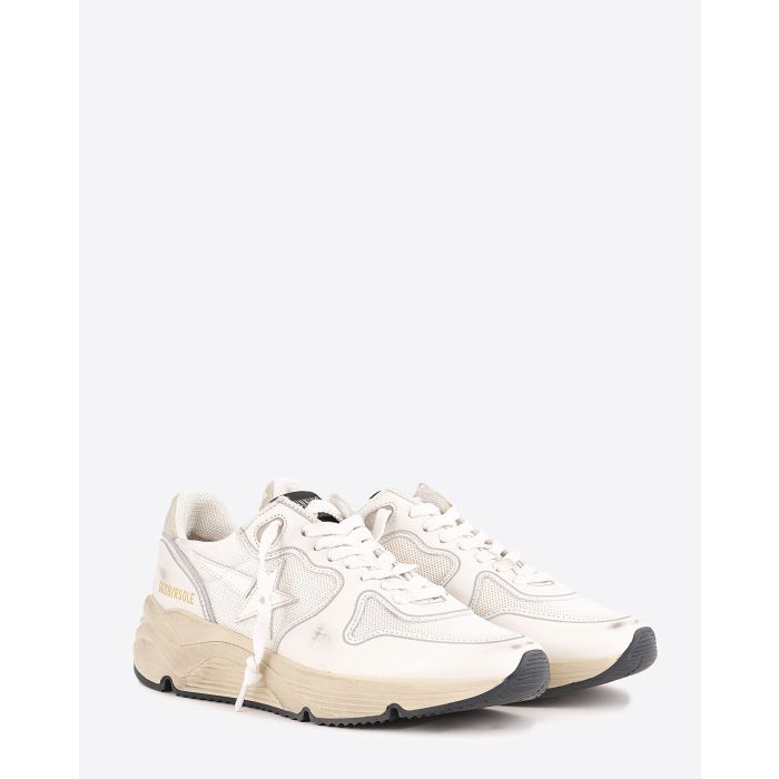 Sneakers Running Sole Golden Goose femme blanche étoile en cuir blanc arrière argent. Face.
