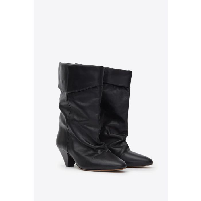 Boots Dalby Isabel Marant en cuir noir lisse. Détail du revers.