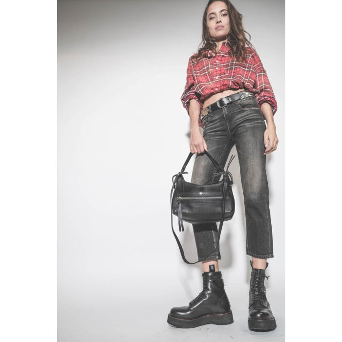 Ceinture en cuir noir finition bijoux en métal argenté Tehora Isabel Marant. Porté taille basse.