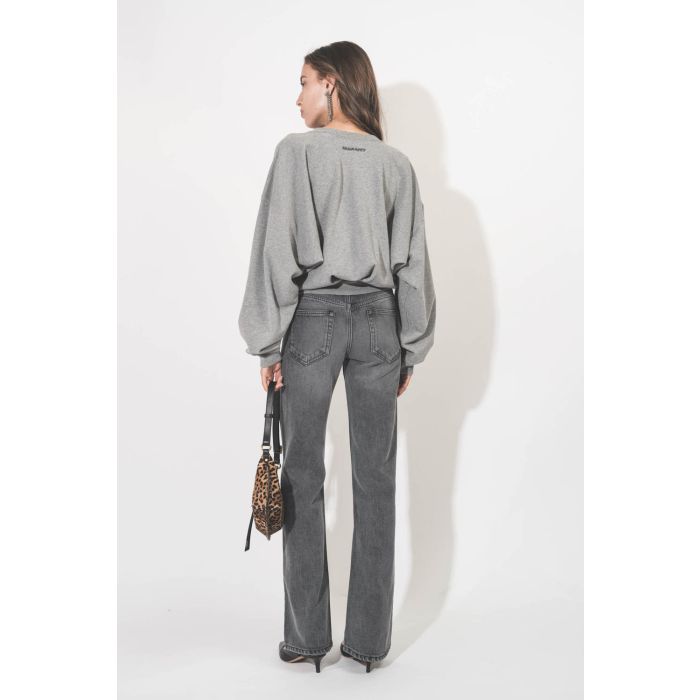 Jean taille haute en toile lyocell fluide gris Belvira Isabel Marant Etoile. Porté de dos.