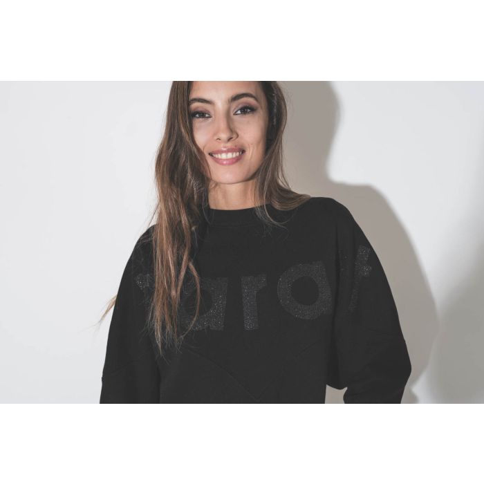 Sweatshirt manches chauve-souris noir logo MARANT à paillettes Houston Isabel Marant Etoile.  Détail du logo MARANT à paillettes. 