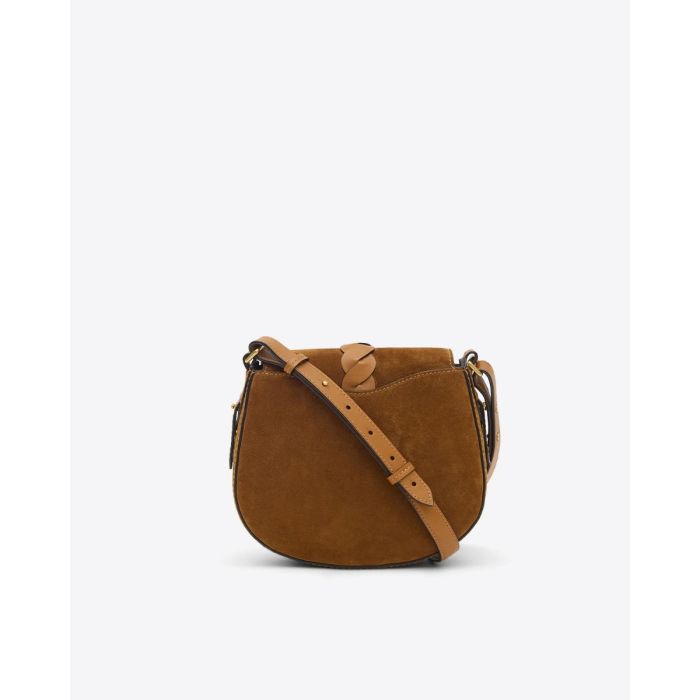 Sac Altay Small Isabel Marant en cuir suédé cognac. Bandoulière longue et patte en cuir tressé naturel. Dos.