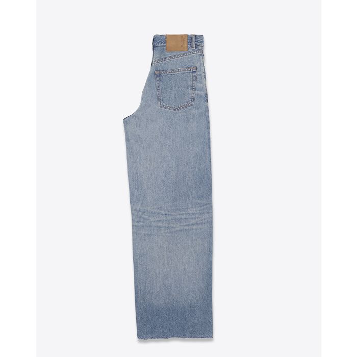 Jean large délavé bleu ciel Ionic Blue Bethany Haikure. Profil.