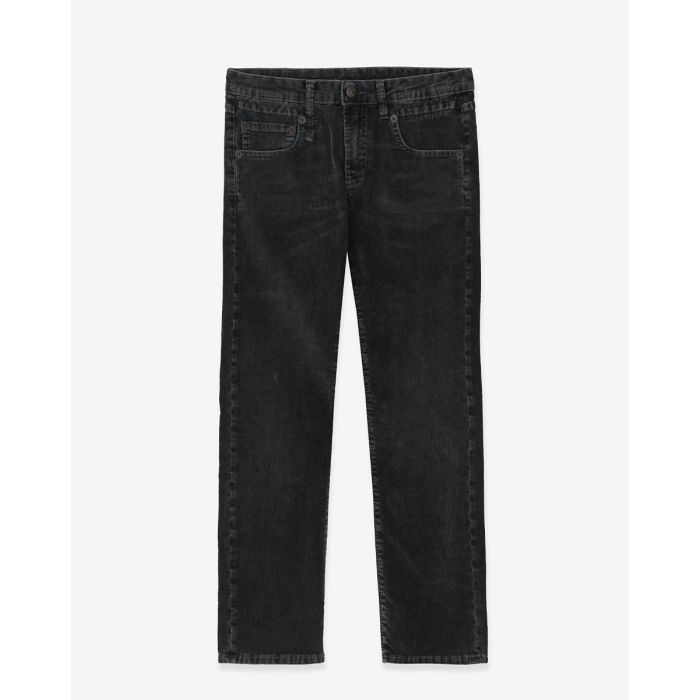 Jean slim taille basse Boy Straight R13 en velours de coton côtelé noir délavé Obsidian Stretch Cord Black. Vue de face.