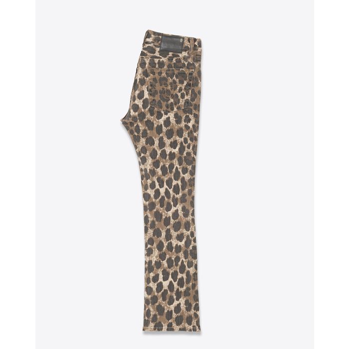 Jean Kick Fit R13 en coton imprimé léopard. Vue face. Vue profil. 