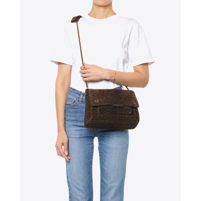 Sac en cuir imprimé léopard kaki Lulu L Jérôme Dreyfuss. Porté Crossover.