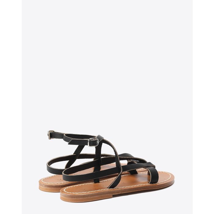 Sandales plates aubigne en cuir noir K.Jacques. Profil. 

