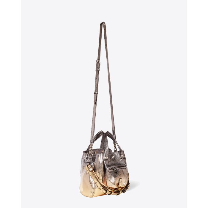 Mini-sac forme cabas Billy Nano en cuir de chèvre lamé dégradé or Jérôme Dreyfuss. Bandoulière en cuir.