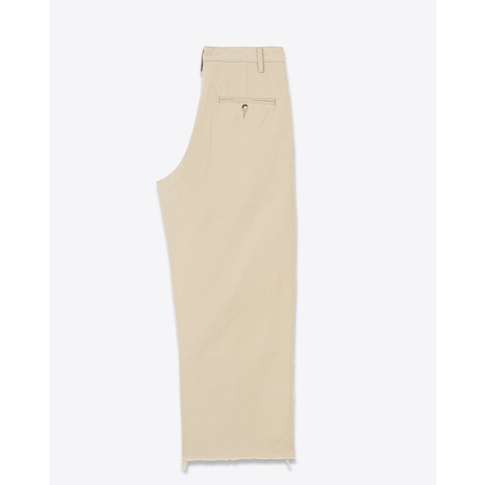 Pantalon Chino large Denimist en coton beige. Vue profil. 