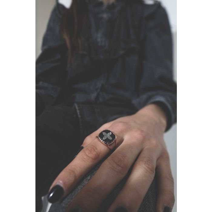 Pascale Monvoisin Bowie N°2 Bague Corne noire & Diamants 
