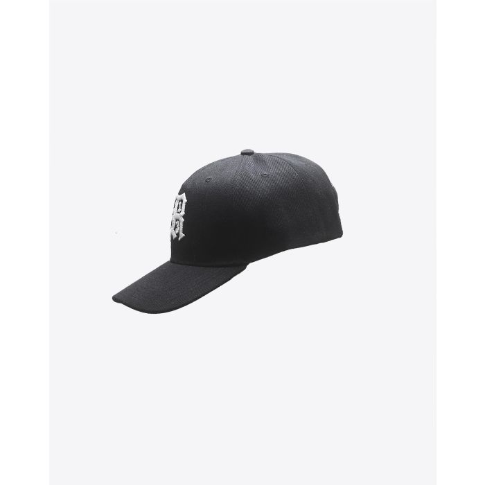 Casquette de baseball en toile noire brodé R13 devant r13