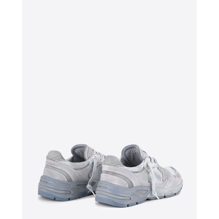 Sneakers Running Dad Golden Goose Femme étoile blanche, arrière gris bleu. Vue de dos.