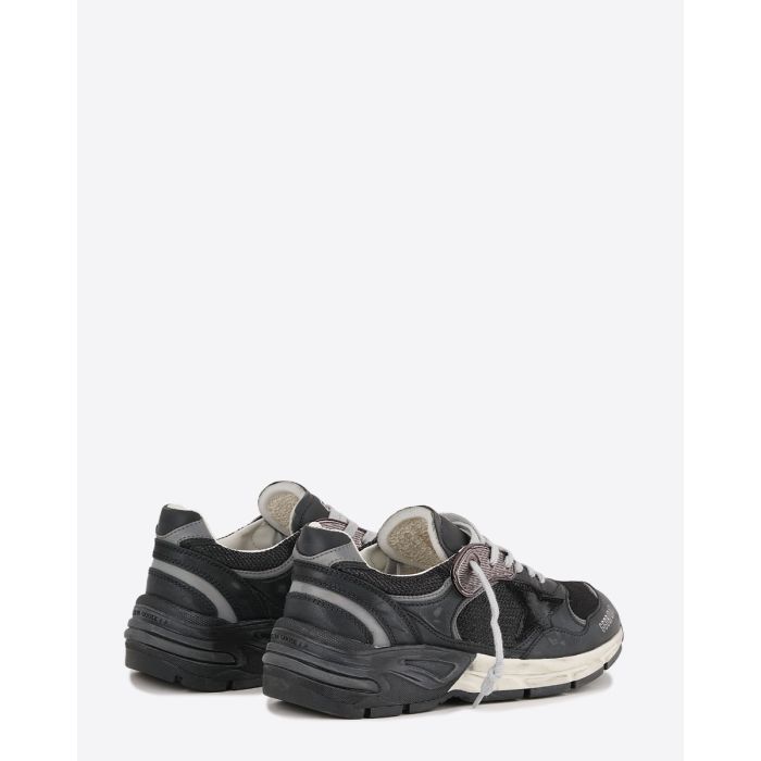 Sneakers Running Dad Golden Goose femme en résille et Nappa noir oeillet bronze. Arrière.