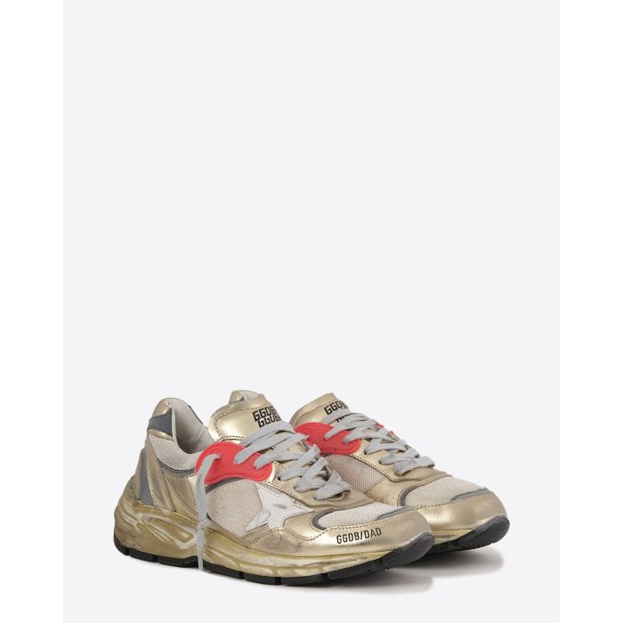 Sneakers Running Dad Golden Goose femme dorée étoile blanche. Face.