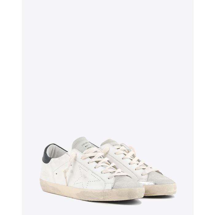 Sneakers Super Star femme en cuir blanc arrière noir 10220 Golden Goose. 