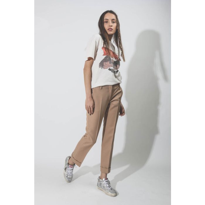 Tee-shirt imprimé Aigle Vintage Bing tee white Anine Bing. Porté profil.