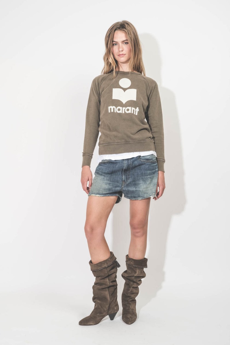 Bottes Elita Isabel Marant en cuir suédé bronze. Portées de face et profil intérieur. 