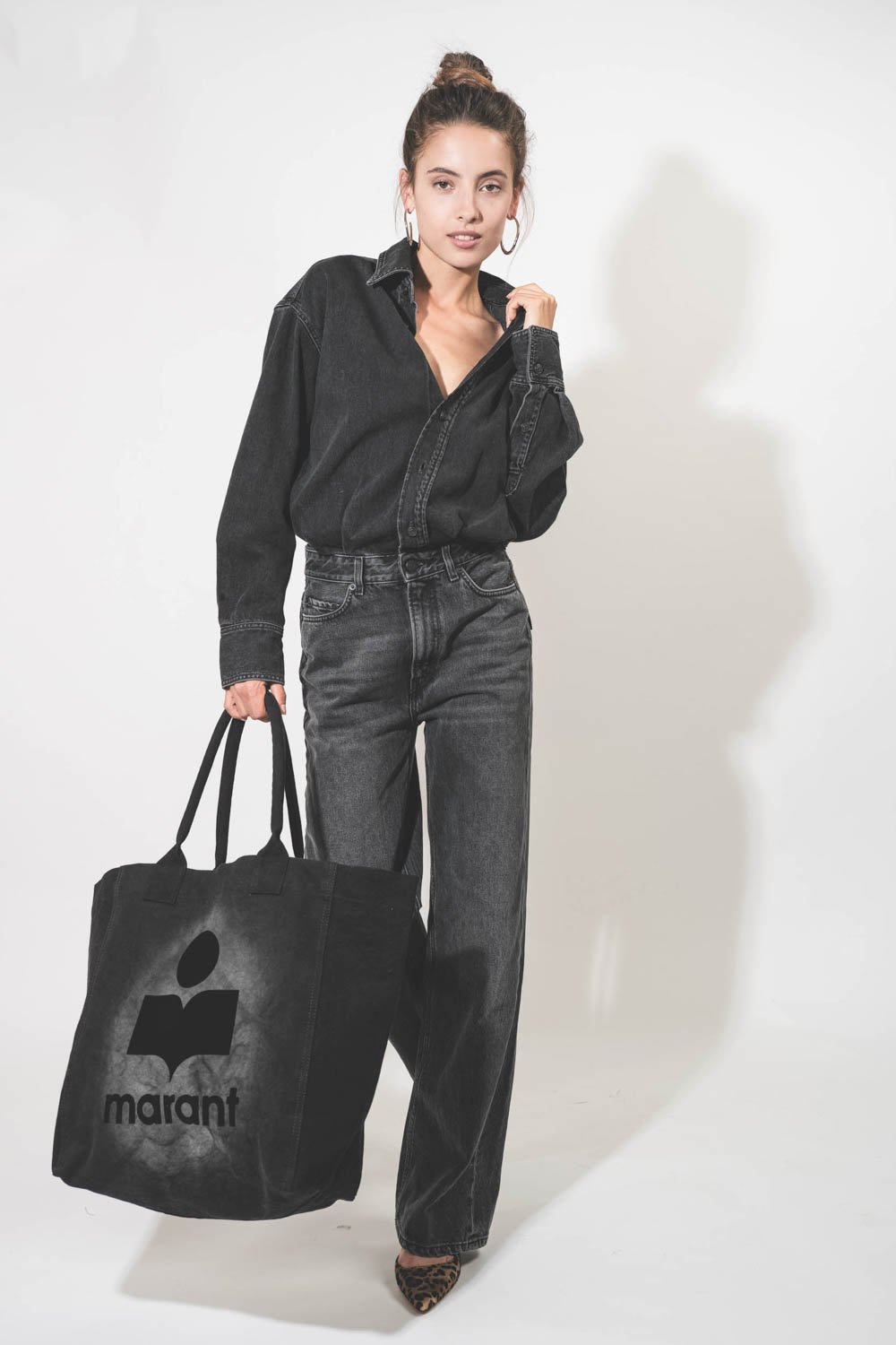 Cabas en toile noir délavé logo Marant Yenky Isabel Marant.