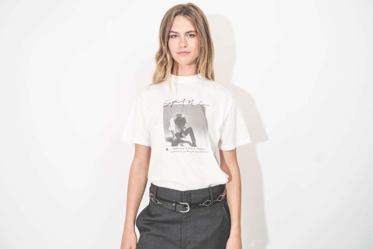 Ceinture Liliana Isabel Marant en cuir noir clouté métal argenté. 