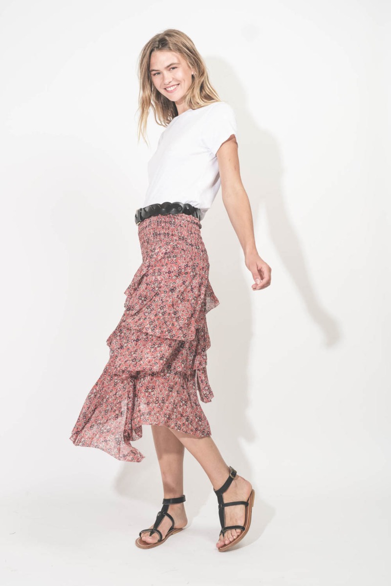 Jupe midi à volants Brigitte Isabel Marant Etoile en viscose imprimé Rust. Portée de profil.