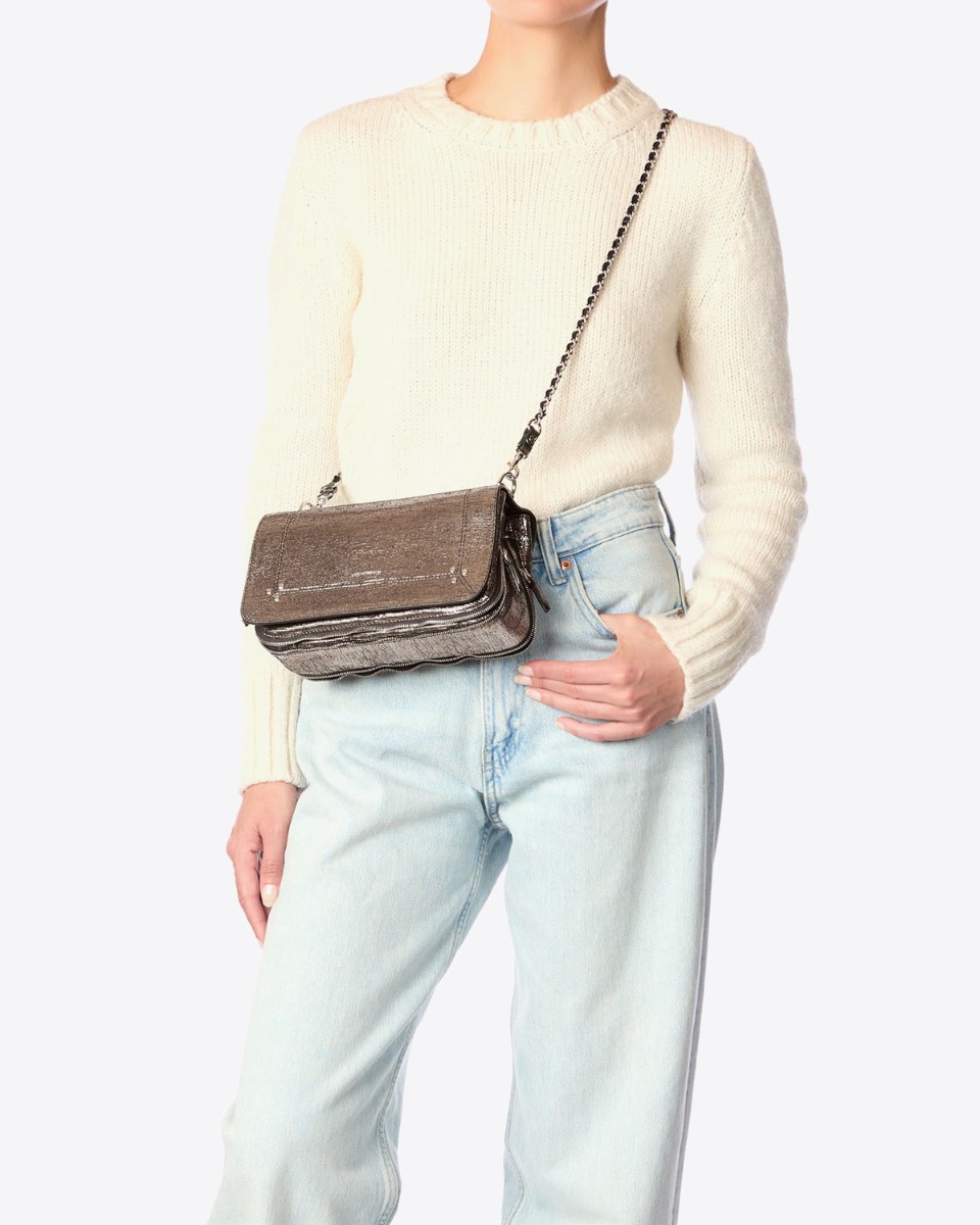 Sac Bobi Jérôme Dreyfuss en cuir lamé Champagne porté crossbody.