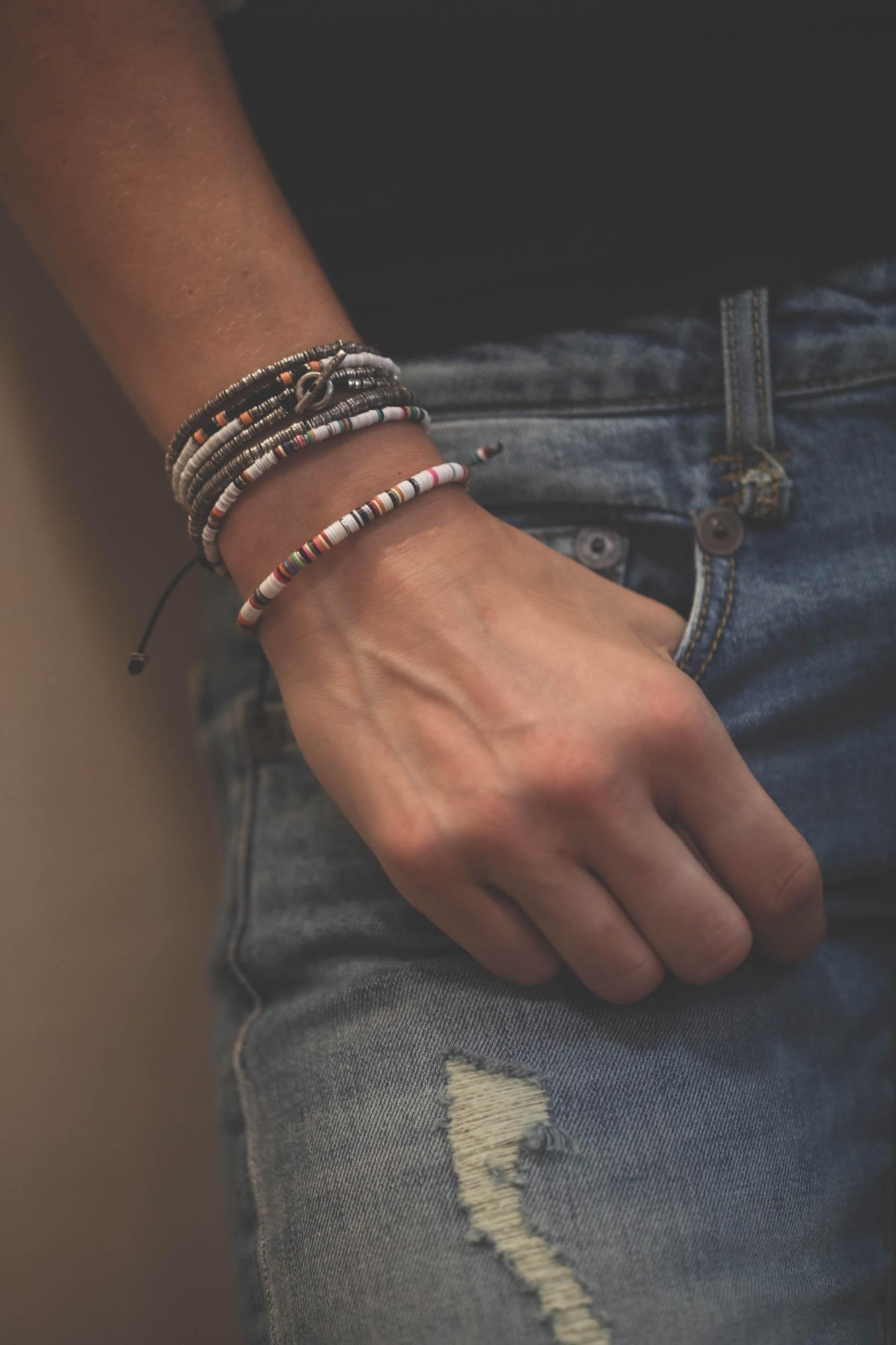 M.Cohen Bracelet 4 Tours Perles Blanches Multicolor - White