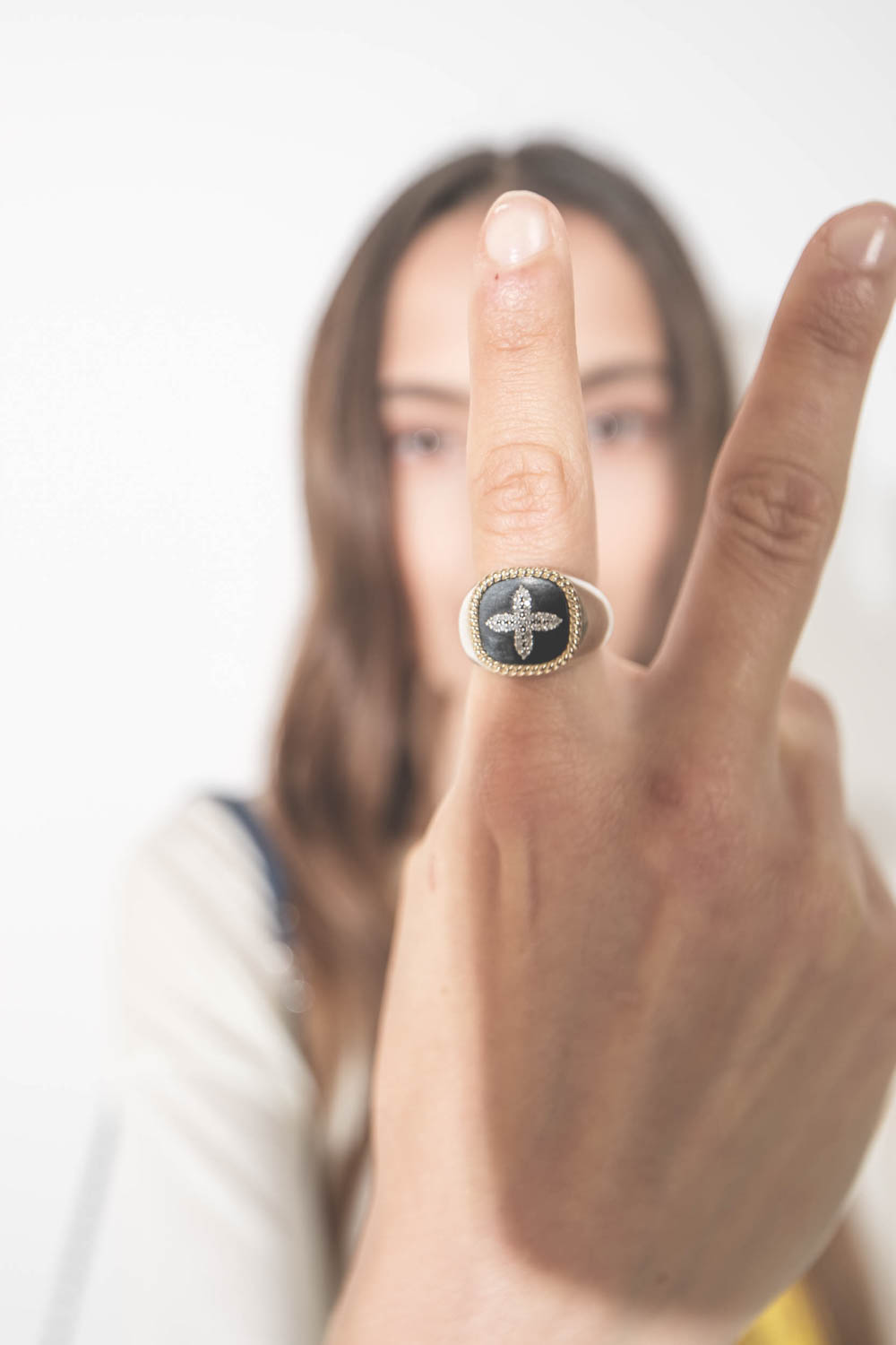 Pascale Monvoisin Chevalière Bowie – Noir Diamant