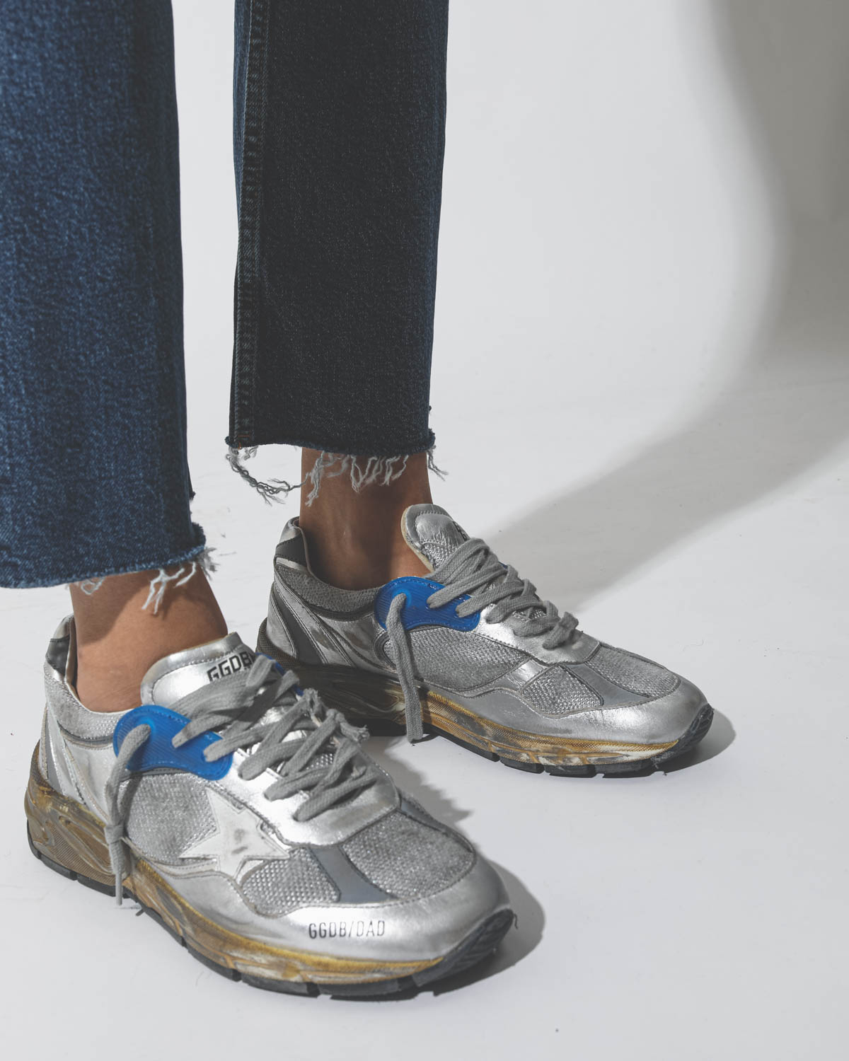 Sneakers running dad white silver 70137 Golden Goose. 