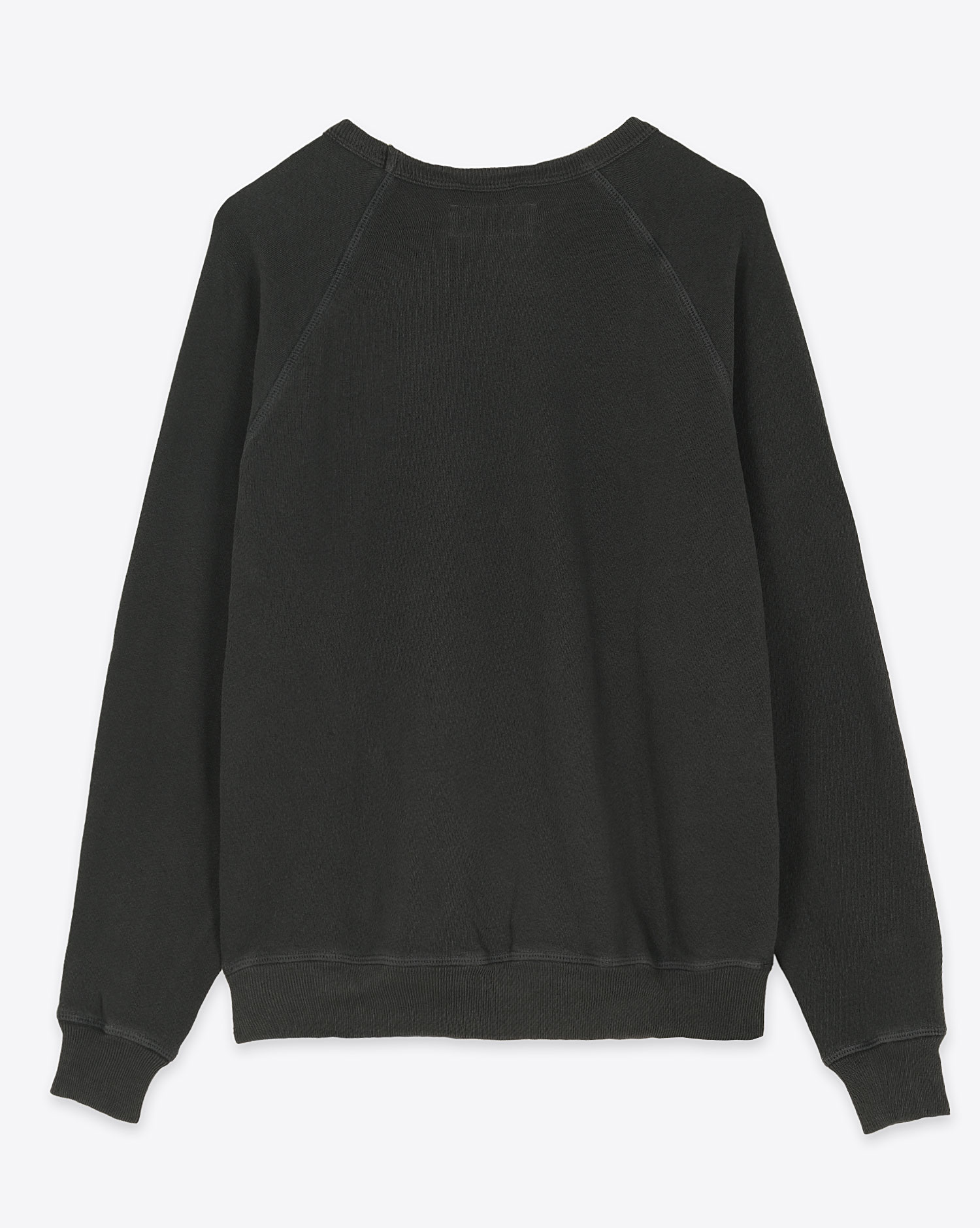 Sweatshirt manches longues College The Great en coton noir délavé. Vue face. 
