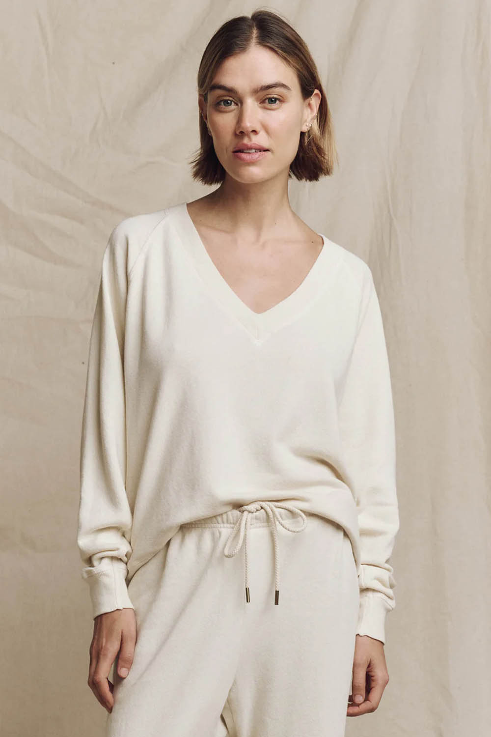 The Great Sweatshirt V Neck – Ecru